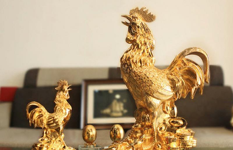 Tượng gà trống phong thủy: Hóa giải đào hoa sát và họa tiểu nhân