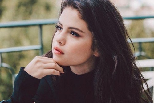  Selena Gomez - Co nang Cu Giai da sau da cam hinh anh