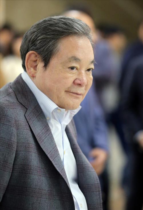 Ty phu Lee Kun Hee – cha de cua Samsung.