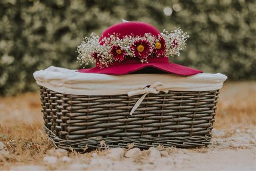 Tử vi Chủ nhật ngày 5/12/2021 của 12 con giáp: Tuổi Tý nóng tính, Dậu yếu lòng