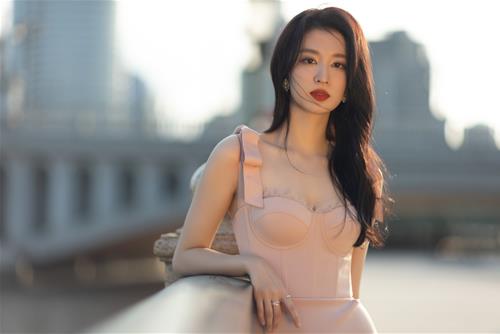 dieu khien 12 chom sao dep len trong nam 2025