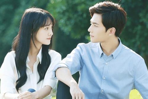 12 chom sao yeu tham bao lau