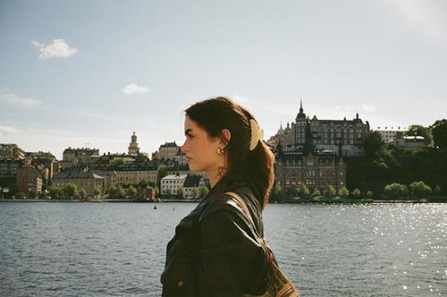 Tu vi tuan moi cua Su Tu