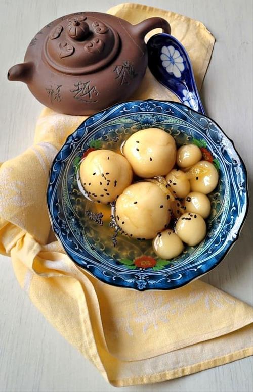 Chè trôi nước Che troi nuoc