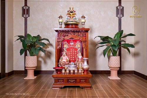 Van khan Than Tai Tho Dia