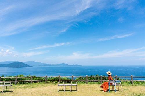 Dung ganh vac trach nhiem thay nguoi khac