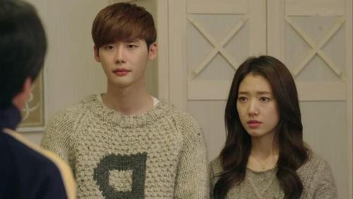 Lan dau ra mat cua 12 chom sao