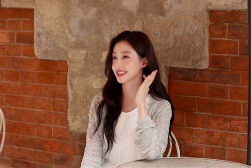 chom sao co tinh net giong tre con nhung rat ranh manh