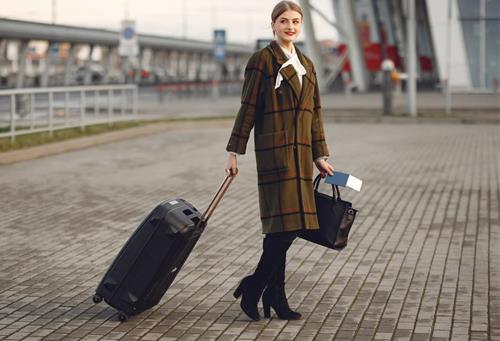 Chỉ cần xách va li lên và đi Chi can xach va li len va di
