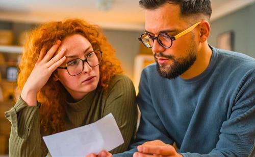 Cách người luôn túng thiếu nói về tiền bạc Cach nguoi luon tung thieu noi ve tien bac