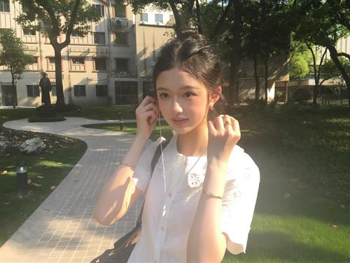 Tử vi tuần mới của Sư Tử Tu vi tuan moi cua Su Tu
