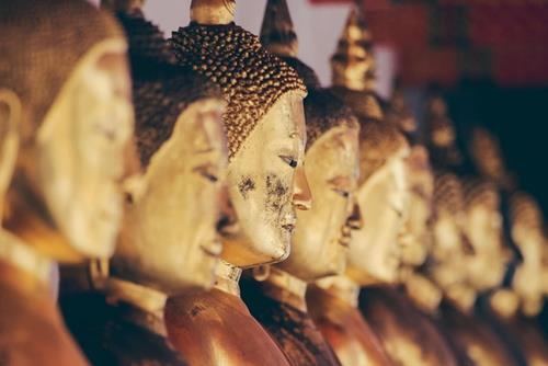 Suy nghĩ làm tiêu tan âm đức Suy nghi lam tieu tan am duc